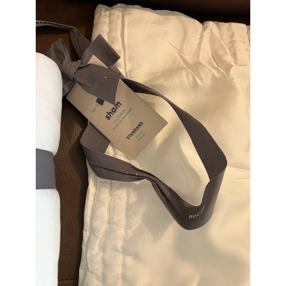 2 WEST ELM  QUILTED STANDARD SHAMS IN WHITE‎ NEW - Picture 2 of 13